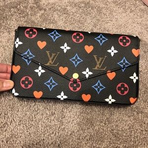 ⭐️SOLD⭐️ Louis Vuitton Game On Felicie